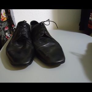 Black leather barneys new york co shoe
